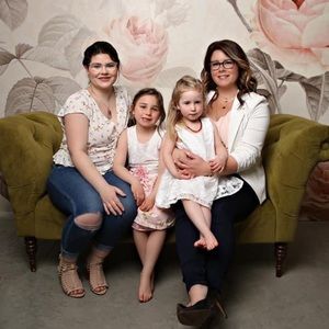 Meet your Posher, Hillary